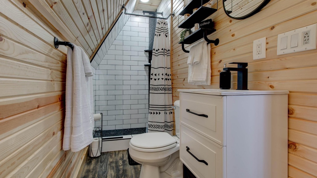Photo of Bathroom in Stanton