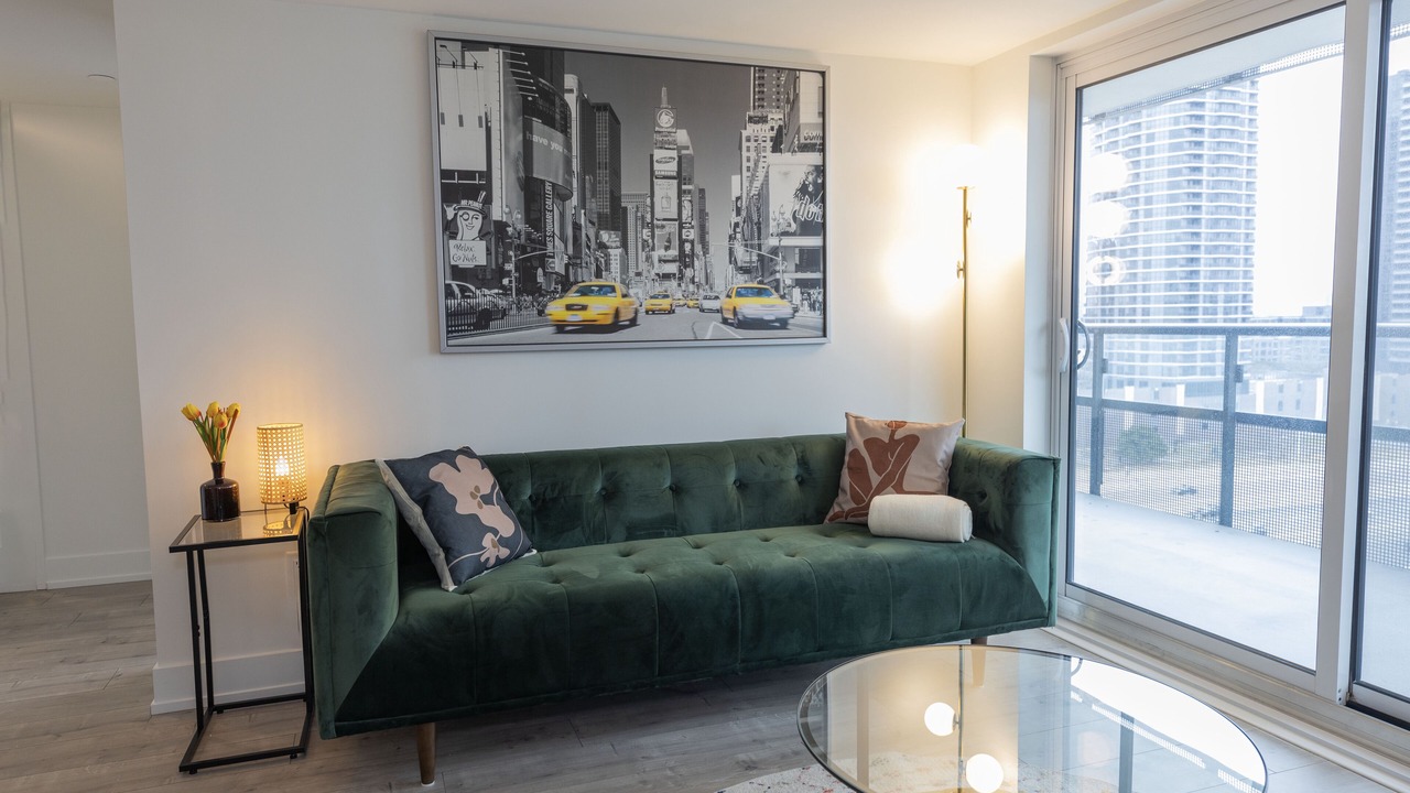 Photo of Livingroom in Etobicoke