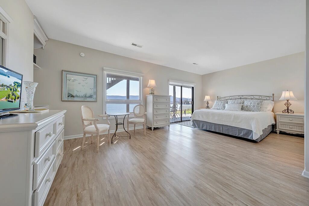 Photo of Bedroom in North Shore