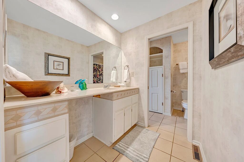 Photo of Bathroom in North Shore