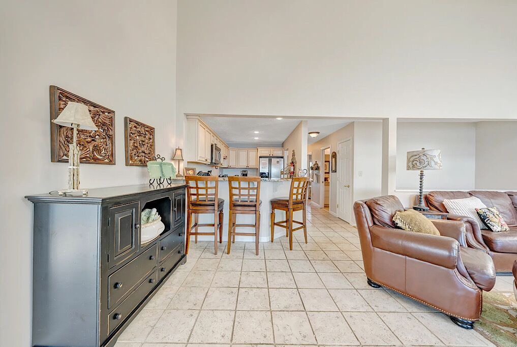Photo of Livingroom in North Shore