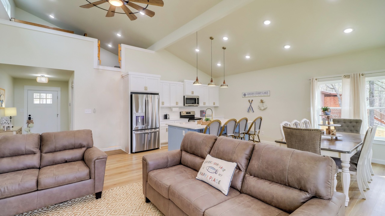 Photo of Livingroom in Tumbling Shoals