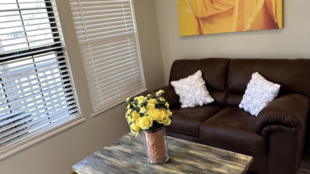Photo of Livingroom in Johnson City