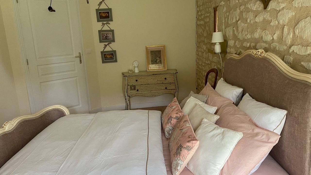 Photo of Bedroom in Saint-Martin-de-Sanzay