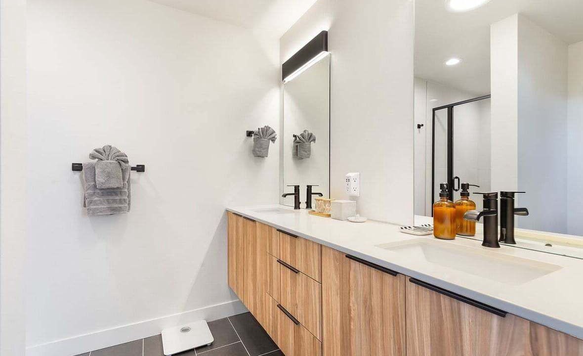 Photo of Bathroom in North Queen Anne