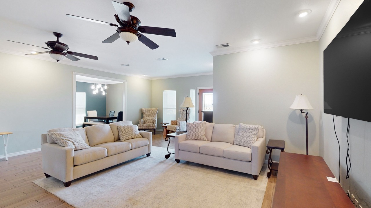 Photo of Livingroom in Celeste