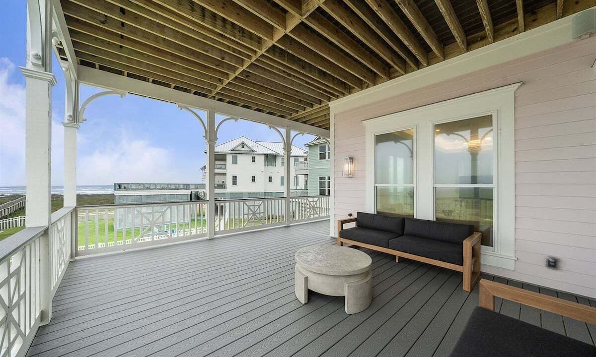 Photo of Patio Balcony in Galveston