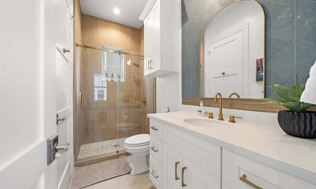 Photo of Bathroom in Galveston