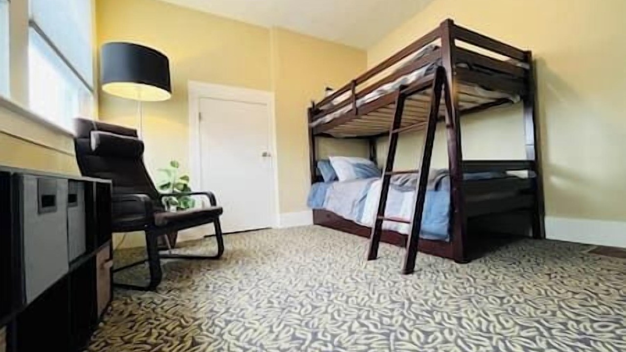 Photo of Bedroom in Newberg