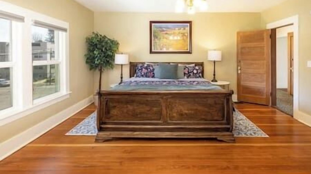 Photo of Bedroom in Newberg