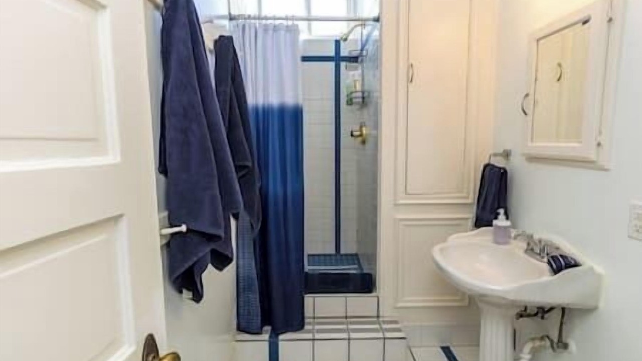 Photo of Bathroom in Newberg