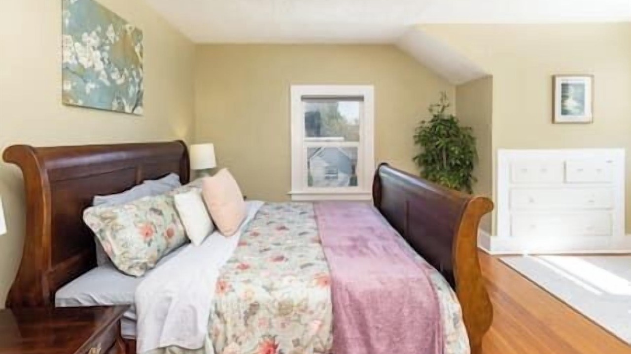 Photo of Bedroom in Newberg