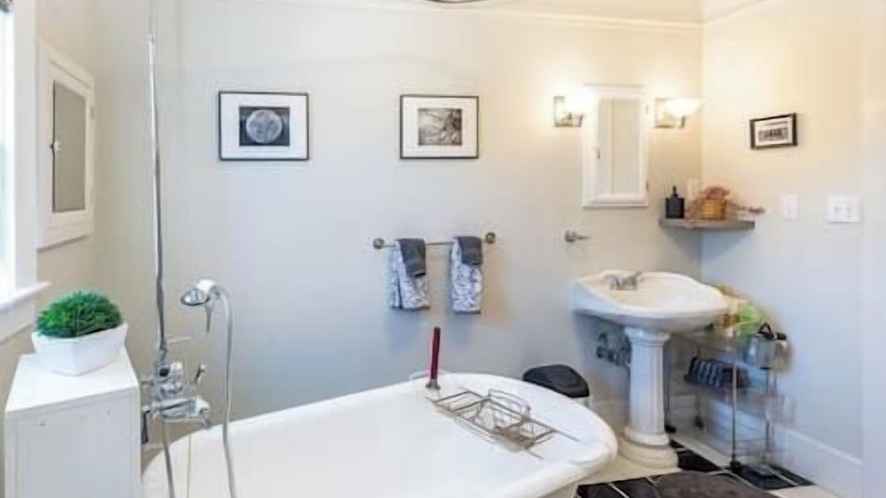 Photo of Bathroom in Newberg