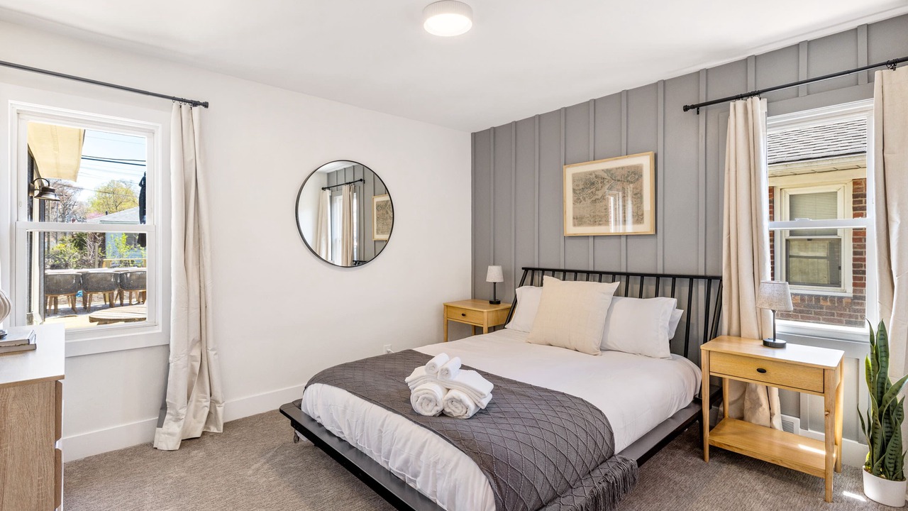Photo of Bedroom in Oak Park