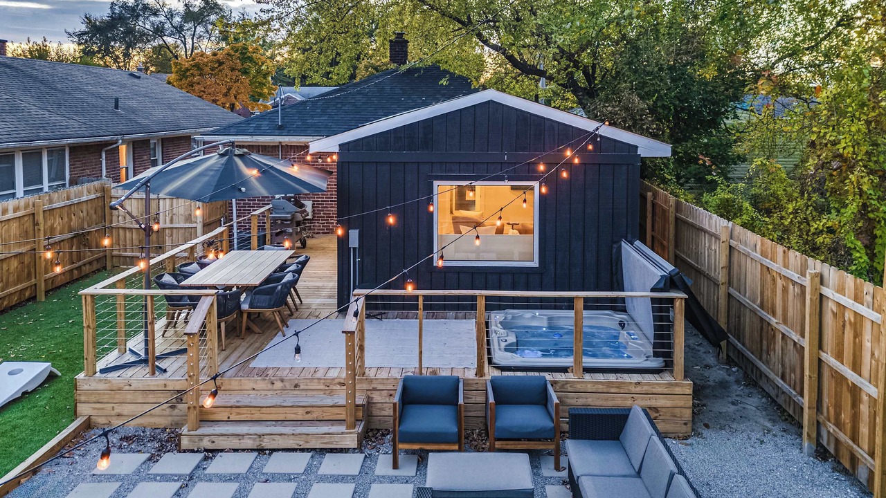 Photo of Outdoor in Oak Park
