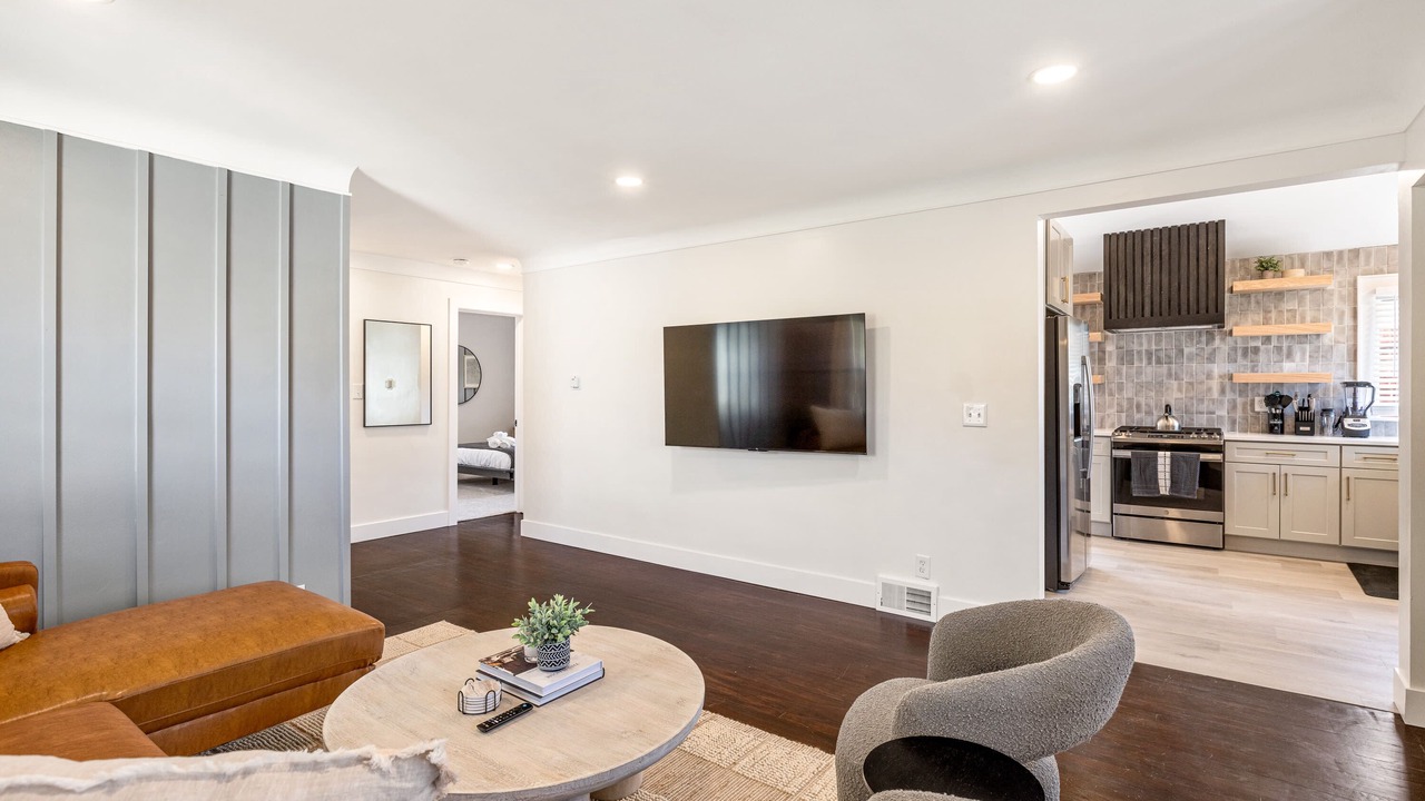 Photo of Livingroom in Oak Park