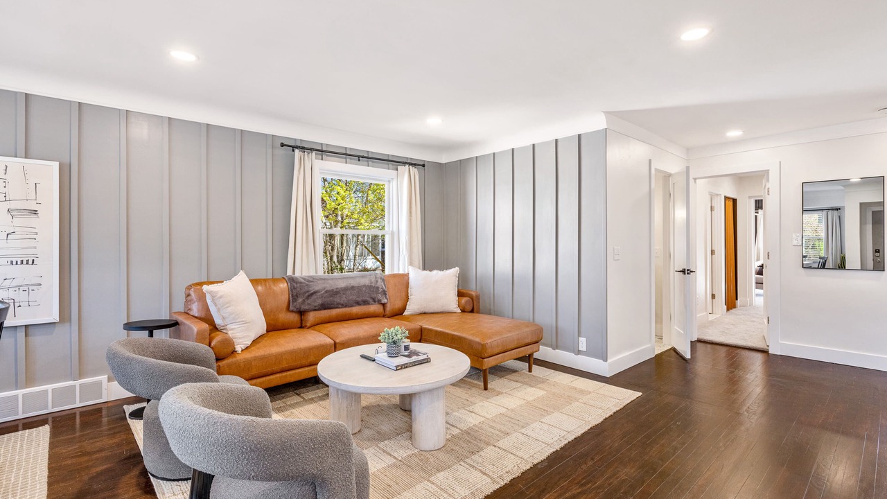 Photo of Livingroom in Oak Park