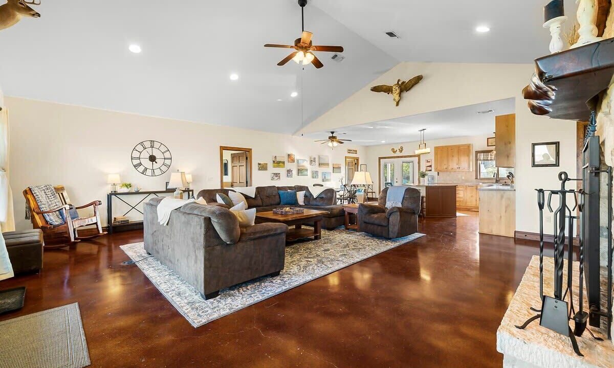 Photo of Livingroom in Fredericksburg