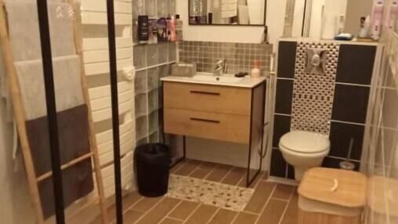 Photo of Bathroom in Maladiere