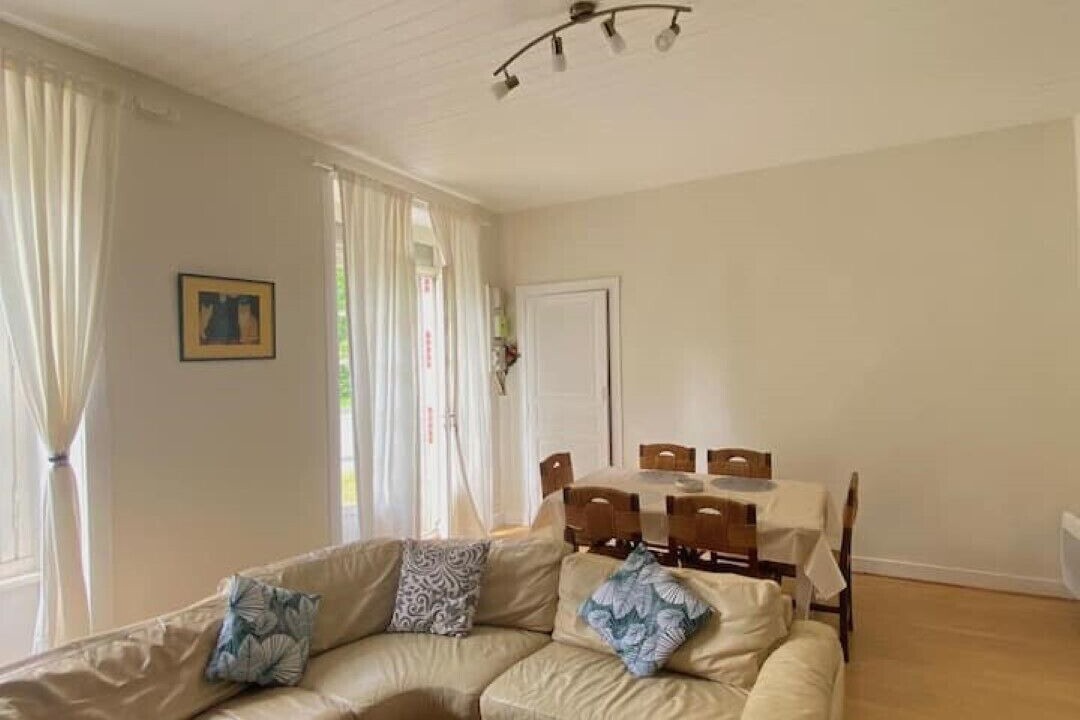 Photo of Livingroom in Le Quiou