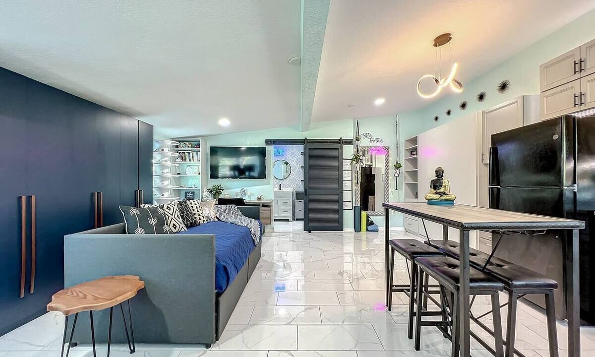 Photo of Bedroom in Dover Shores West