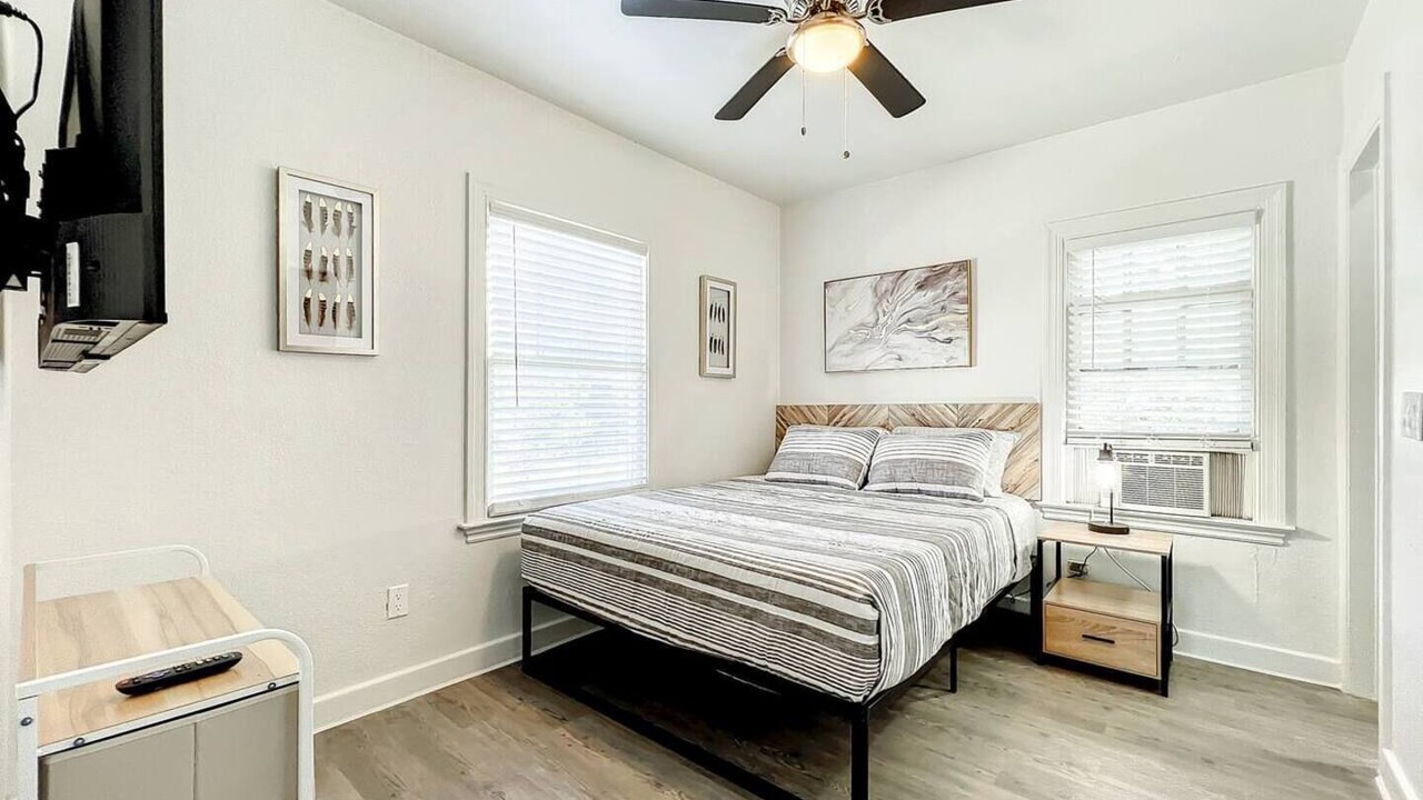 Photo of Bedroom in Wadeview Park