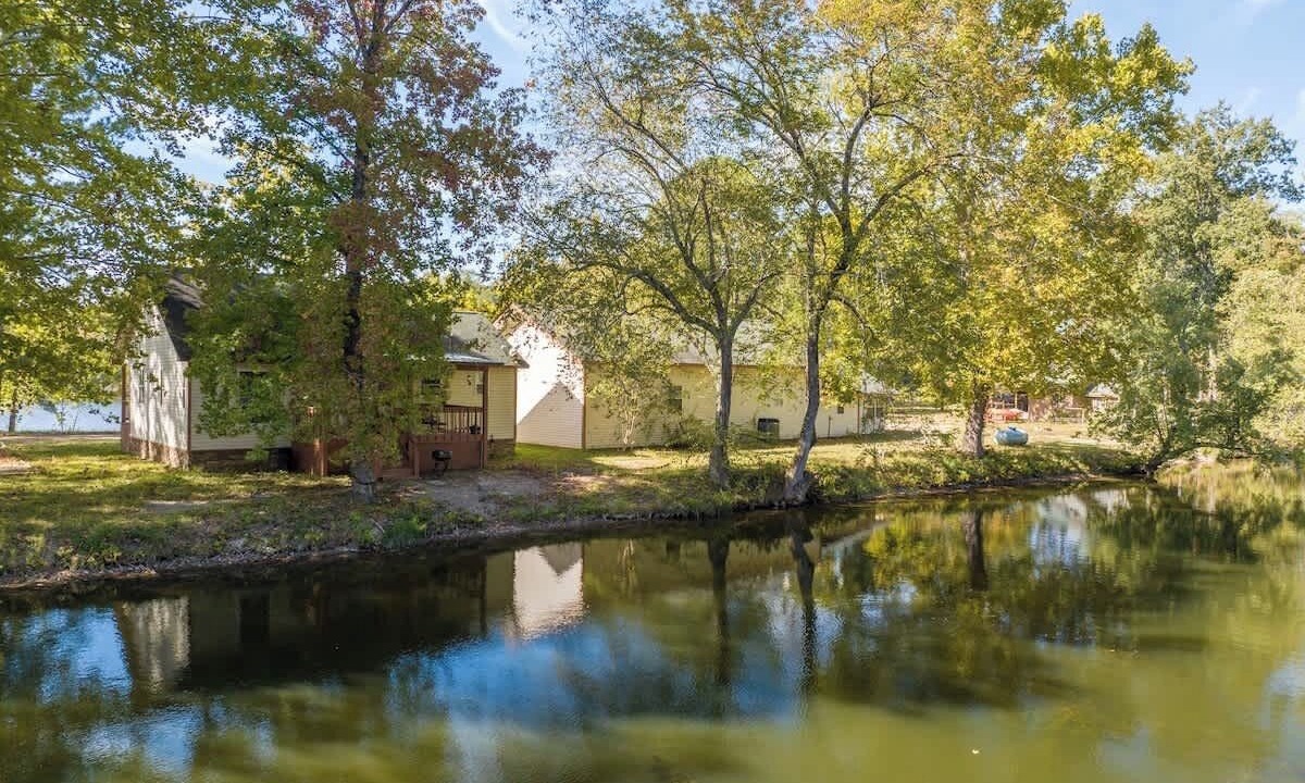 Photo of Outdoor in Jones Mills