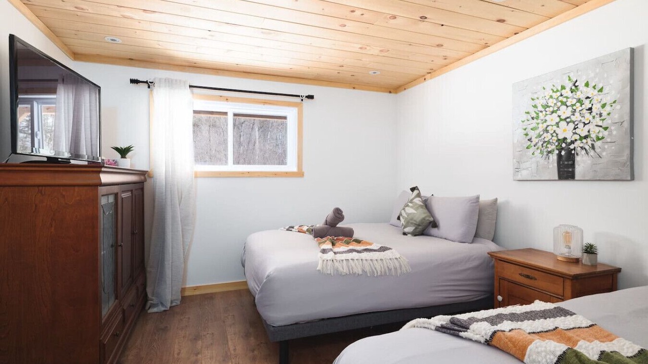 Photo of Bedroom in Mandeville