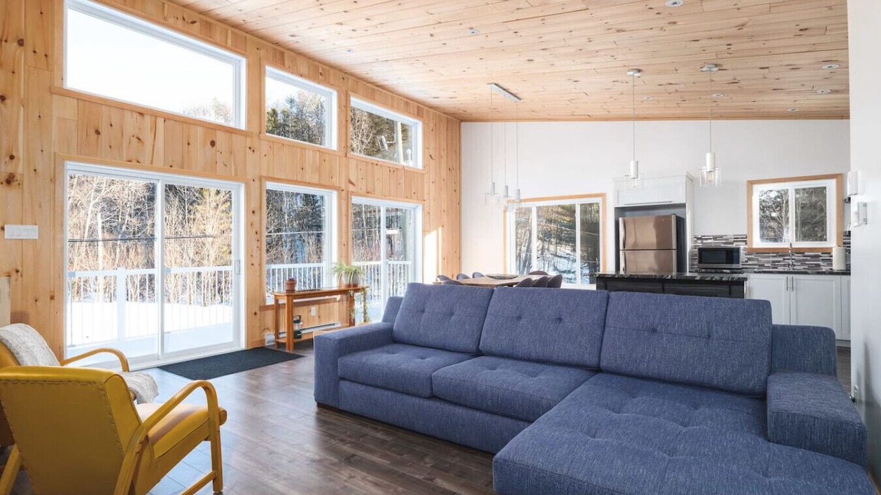 Photo of Livingroom in Mandeville