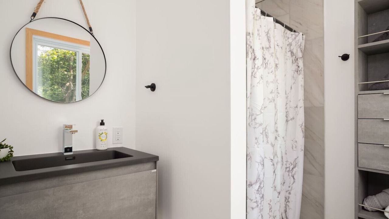 Photo of Bathroom in Mandeville