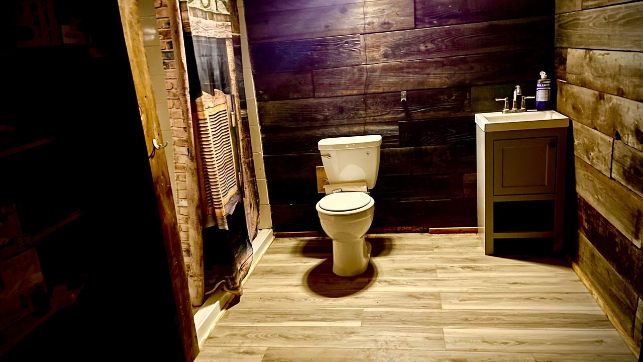 Photo of Bathroom in Hollister