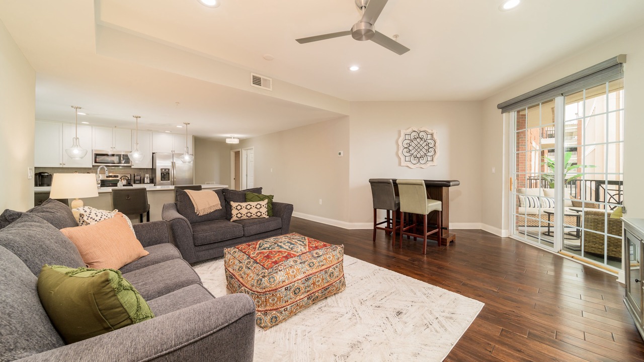 Photo of Livingroom in Greenville Downtown