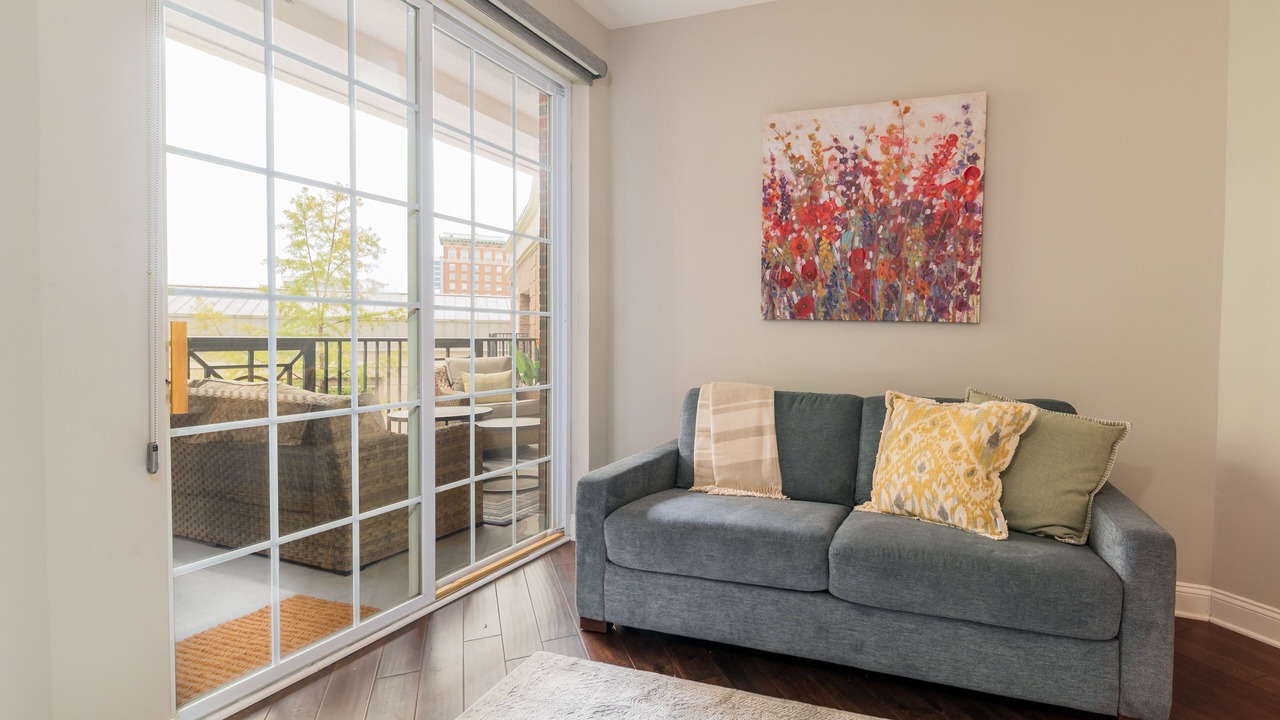 Photo of Livingroom in Greenville Downtown