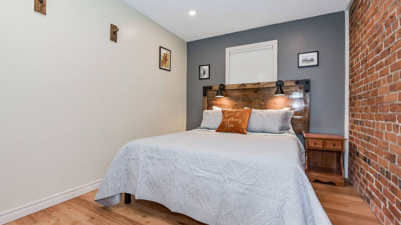Photo of Bedroom in Elora