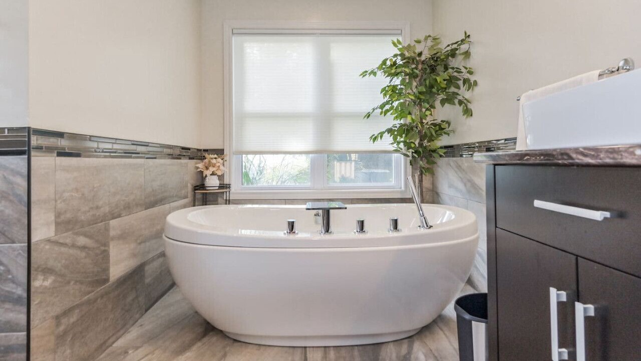 Photo of Bathroom in Elora