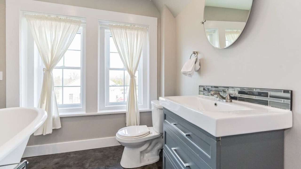 Photo of Bathroom in Elora