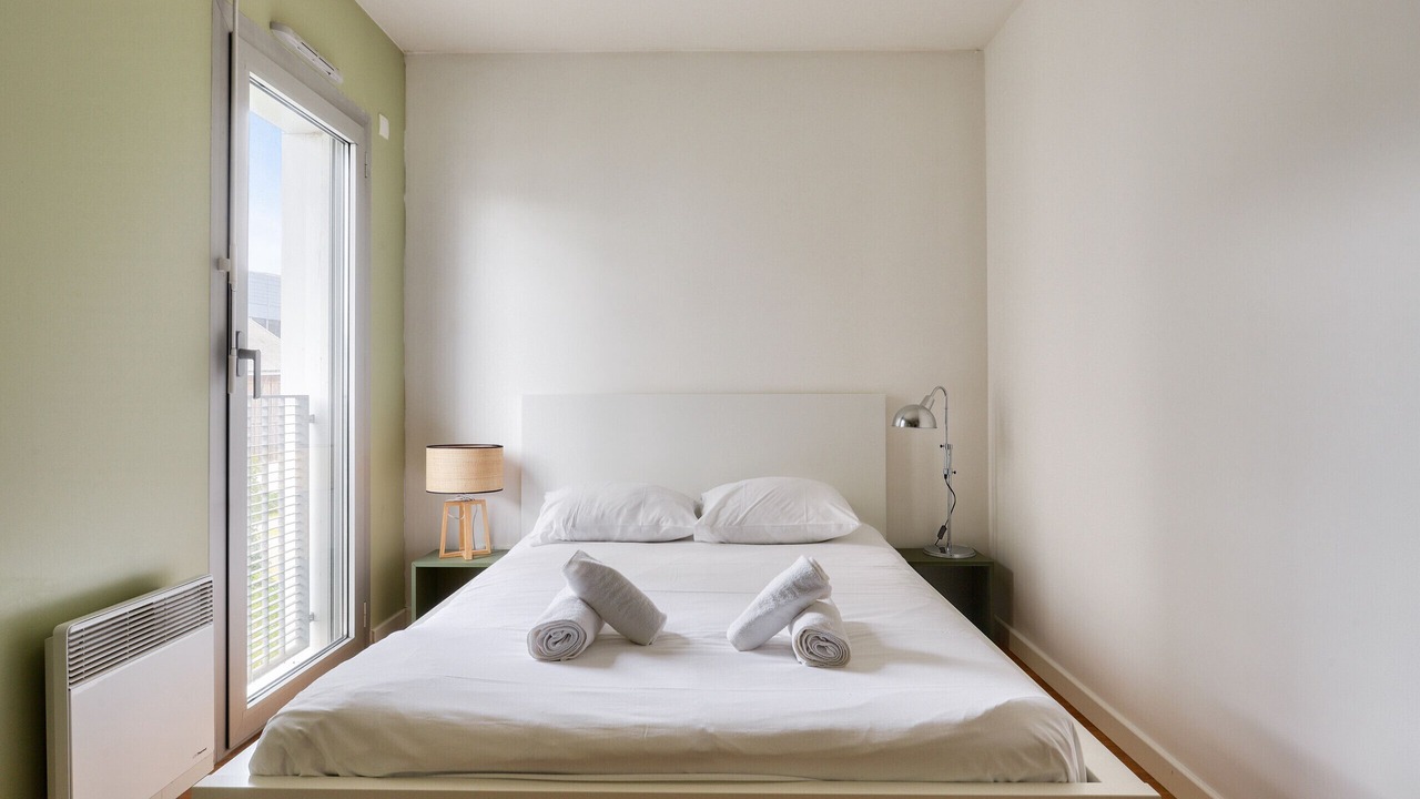 Photo of Bedroom in Republique - Les Ponts