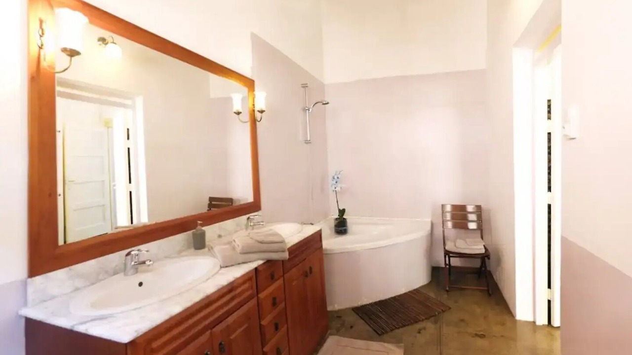 Photo of Bathroom in Saint-Etienne-de-Serre