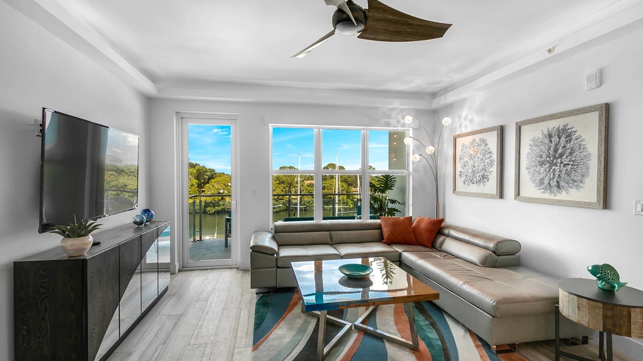 Photo of Livingroom in Merritt Island