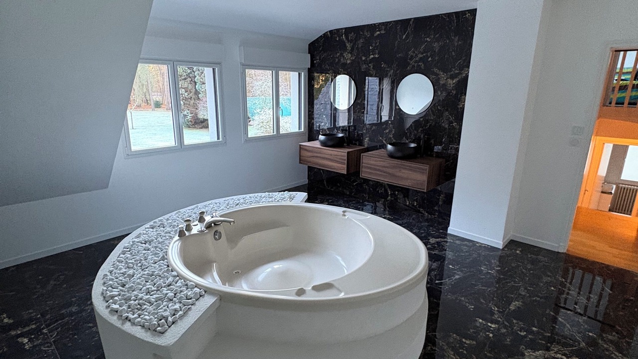 Photo of Bathroom in Change