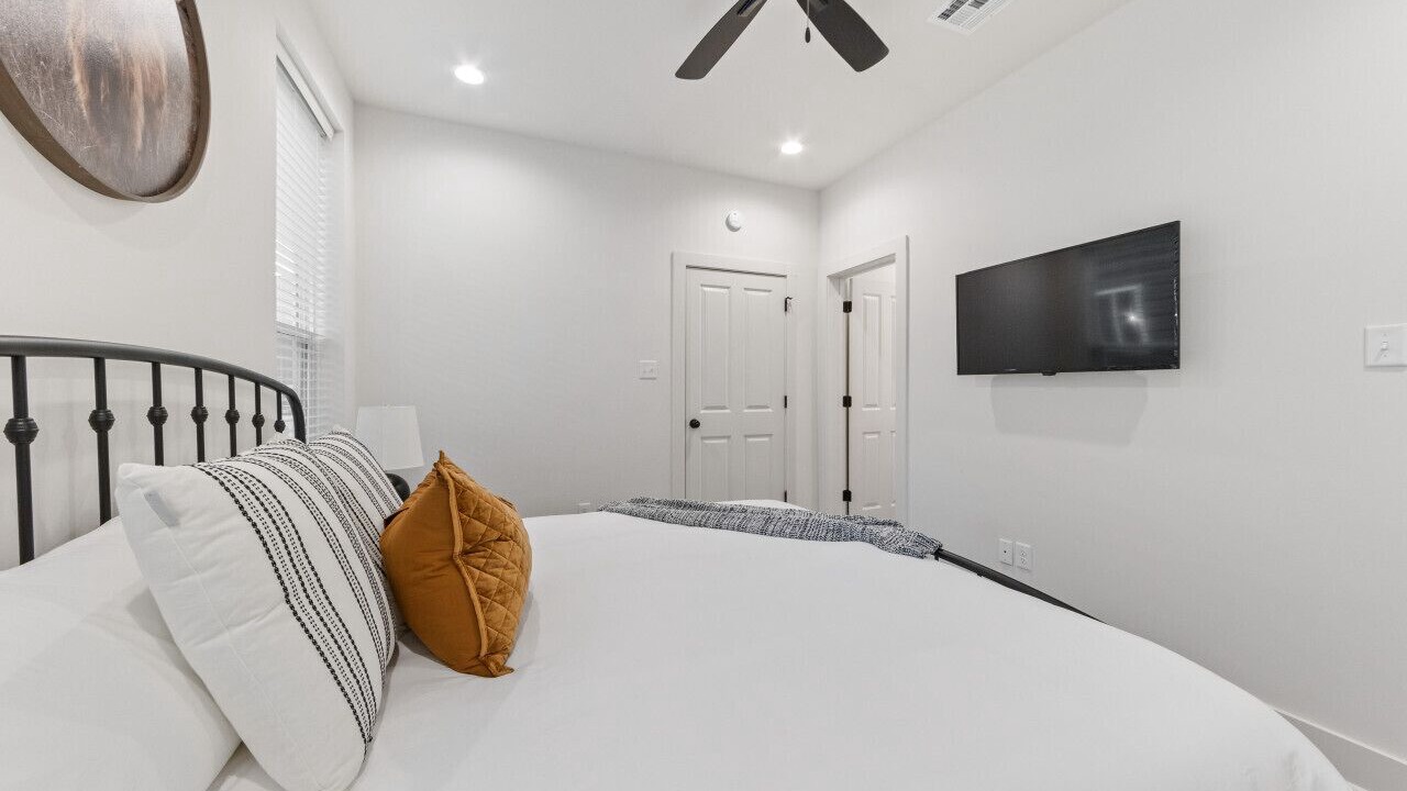 Photo of Bedroom in Lafayette