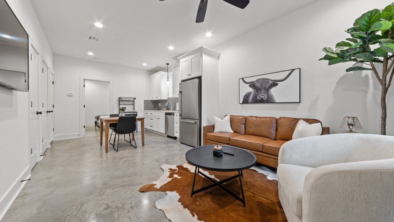 Photo of Livingroom in Lafayette