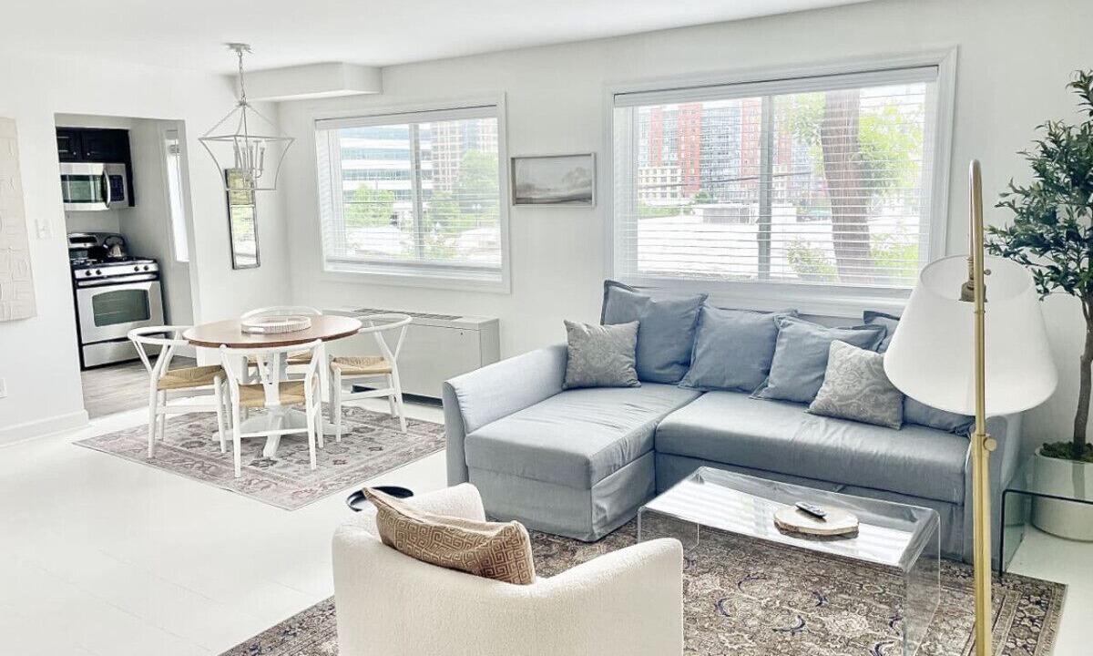 Photo of Livingroom in Aurora Highlands