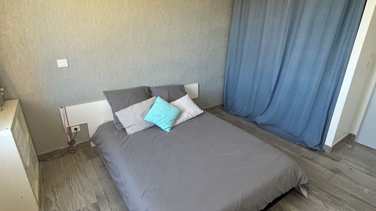 Photo of Bedroom in Cairanne