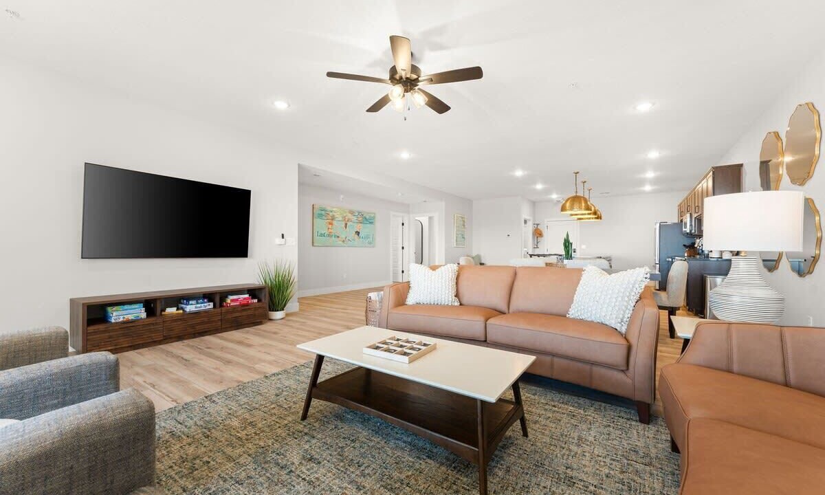 Photo of Livingroom in Kimberling City