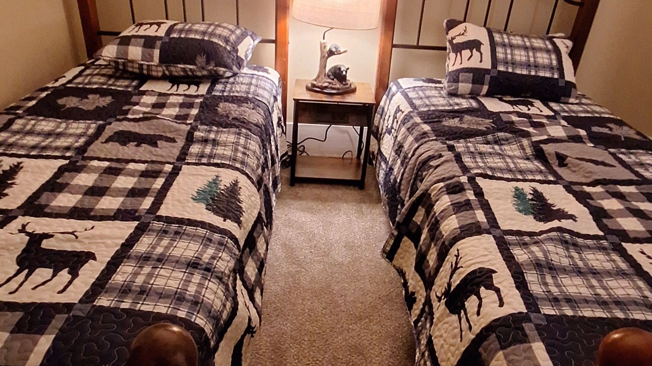 Photo of Bedroom in Colebrook