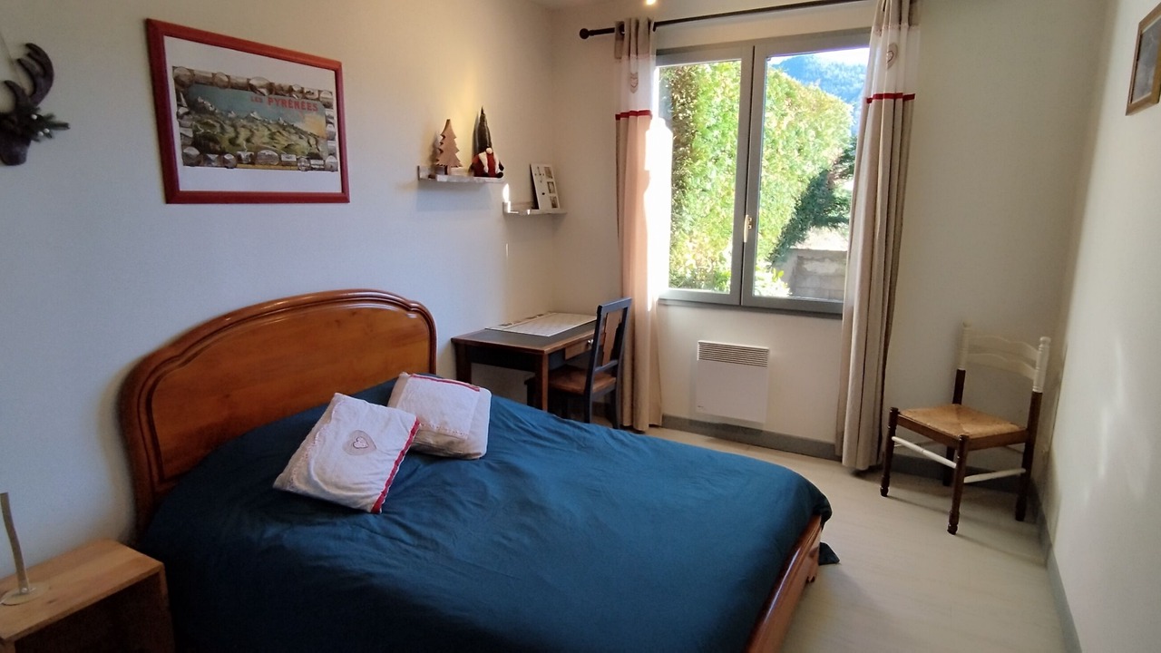 Photo of Bedroom in Castillon-de-Larboust