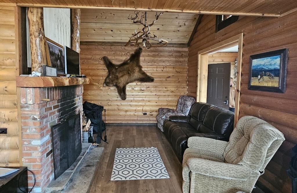 Photo of Others in Nye