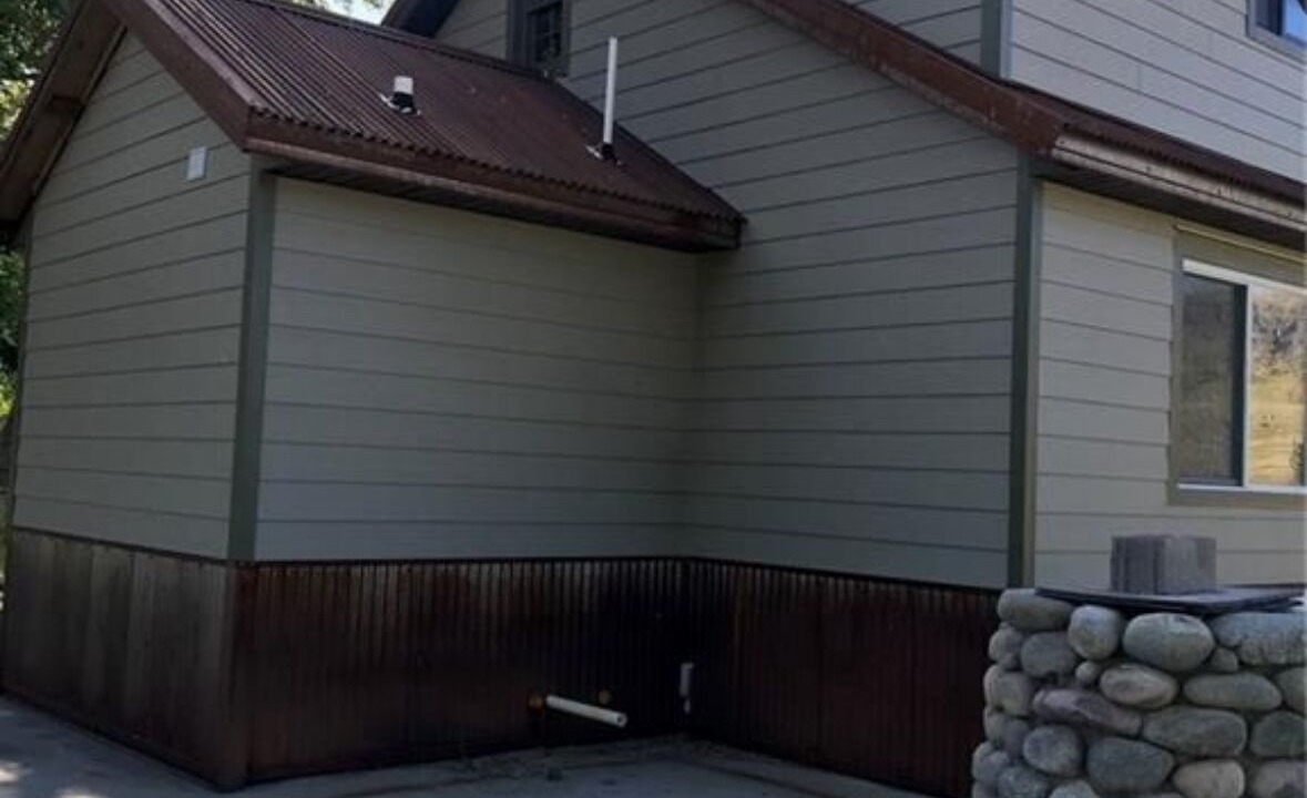 Photo of Outdoor in Nye