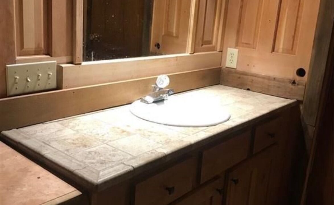 Photo of Bathroom in Nye